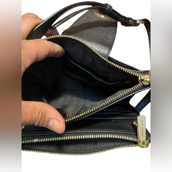 Michael Kors Fulton Crossbody Bag Black Pebbled Leather - Picture 9 of 15